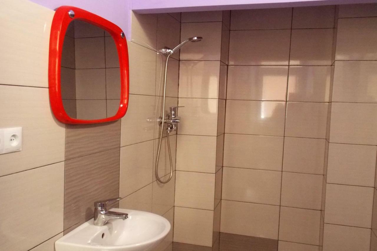 Apartment At Teodora Sqr Lviv Exteriör bild